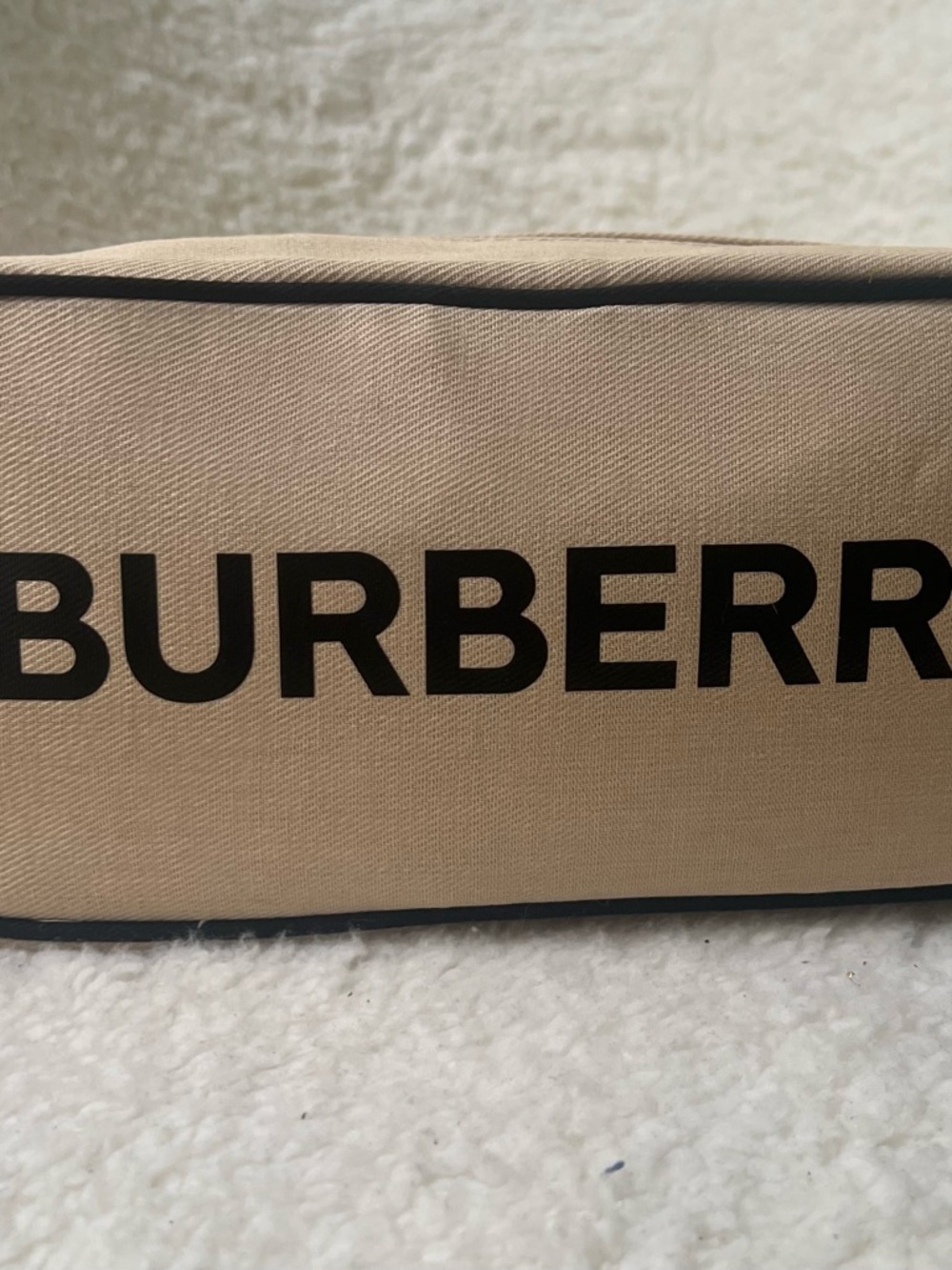 Rare Burberry Upcycled Canvas Beauty Bag to Crossbody Purse - Picture 9 of 10